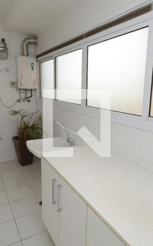 Apartamento para alugar com 163m², 4 quartos e 3 vagasÁrea de Serviço