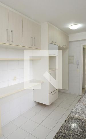 Apartamento para alugar com 163m², 4 quartos e 3 vagasCozinha