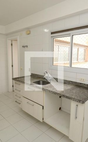 Apartamento para alugar com 163m², 4 quartos e 3 vagasCozinha