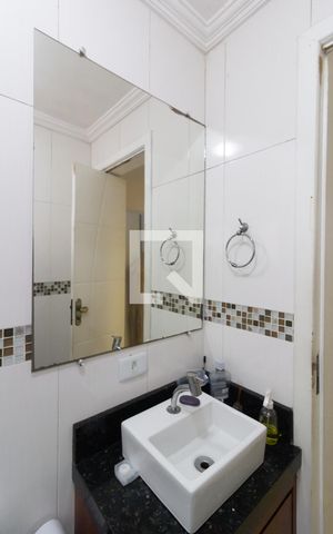 Casa à venda com 298m², 5 quartos e 3 vagas Casa à venda com 298m², 5 quartos e 3 vagasBanheiro 3