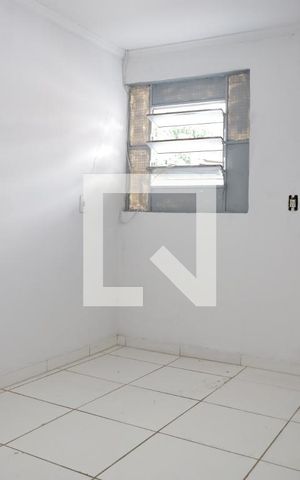 Casa para alugar com 70m², 2 quartos e sem vagaQuarto