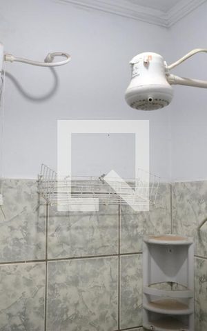 Casa para alugar com 70m², 2 quartos e sem vagaBanheiro