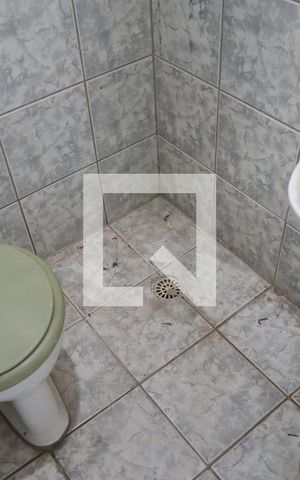 Casa para alugar com 70m², 2 quartos e sem vagaBanheiro