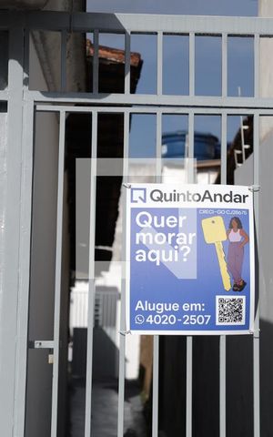 Casa para alugar com 70m², 2 quartos e sem vagaFachada