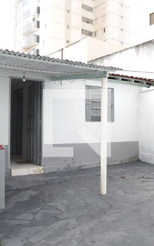 Casa para alugar com 70m², 2 quartos e sem vagaÁrea Externa