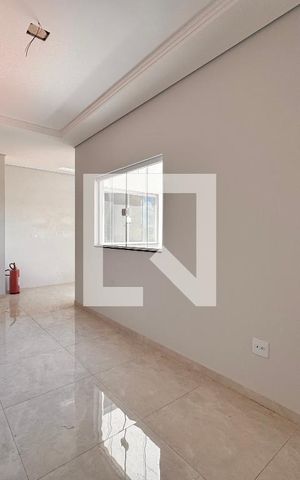 Apartamento à venda com 94m², 2 quartos e 1 vaga Apartamento à venda com 94m², 2 quartos e 1 vagaSala