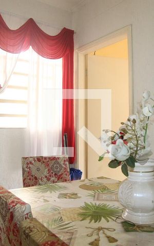 Casa à venda com 268m², 4 quartos e 3 vagas Casa à venda com 268m², 4 quartos e 3 vagasSala de Jantar