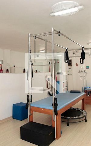 Casa à venda com 230m², 3 quartos e 4 vagasSala 2