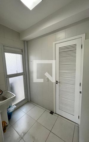 Apartamento para alugar com 108m², 3 quartos e 2 vagas Apartamento para alugar com 108m², 3 quartos e 2 vagasLavanderia