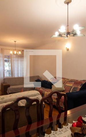 Casa para alugar com 200m², 5 quartos e 2 vagas Casa para alugar com 200m², 5 quartos e 2 vagasSala / Sala de Jantar