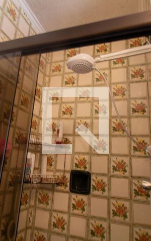 Casa para alugar com 200m², 5 quartos e 2 vagas Casa para alugar com 200m², 5 quartos e 2 vagasBanheiro 1