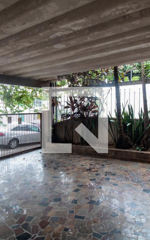 Casa para alugar com 200m², 5 quartos e 2 vagas Casa para alugar com 200m², 5 quartos e 2 vagasGaragem