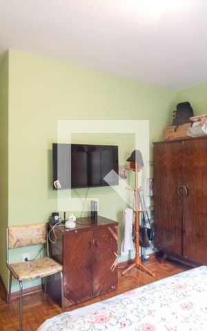Casa para alugar com 200m², 5 quartos e 2 vagas Casa para alugar com 200m², 5 quartos e 2 vagasQuarto 1