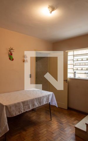 Casa para alugar com 200m², 5 quartos e 2 vagas Casa para alugar com 200m², 5 quartos e 2 vagasSaleta