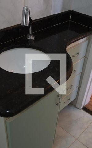 Apartamento para alugar com 65m², 3 quartos e 1 vagaBanheiro