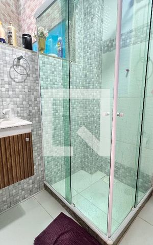 Casa para alugar com 180m², 2 quartos e sem vaga Casa para alugar com 180m², 2 quartos e sem vagaBanheiro Fundos