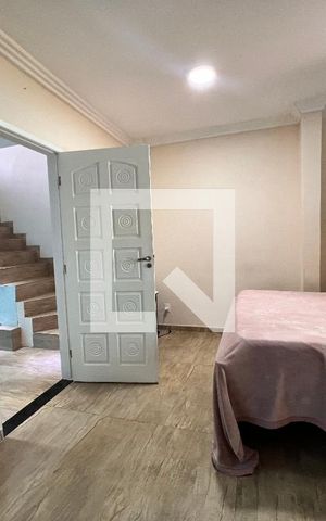Casa para alugar com 180m², 2 quartos e sem vaga Casa para alugar com 180m², 2 quartos e sem vagaQuarto Suíte