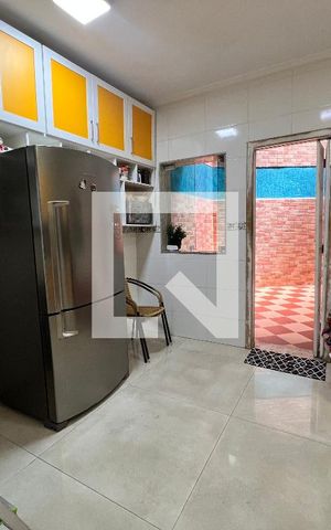 Casa para alugar com 180m², 2 quartos e sem vaga Casa para alugar com 180m², 2 quartos e sem vagaCozinha