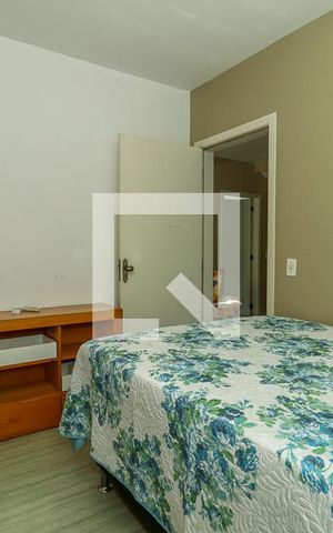 Casa de condomínio à venda com 247m², 3 quartos e 3 vagasQuarto 1