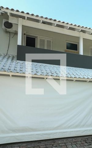 Casa de condomínio à venda com 247m², 3 quartos e 3 vagasFachada