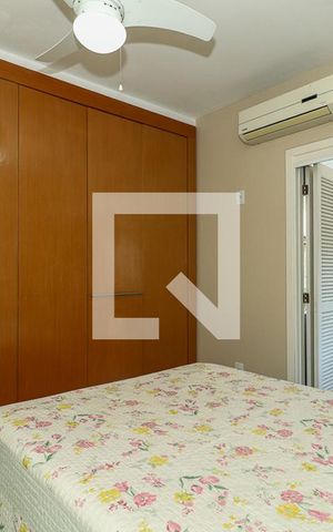 Casa de condomínio à venda com 247m², 3 quartos e 3 vagasQuarto 2