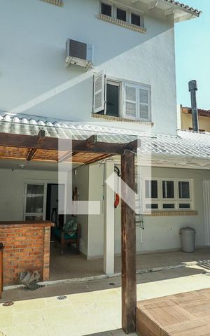 Casa de condomínio à venda com 247m², 3 quartos e 3 vagasÁrea comum