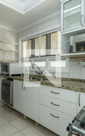 Casa de condomínio à venda com 247m², 3 quartos e 3 vagasCozinha