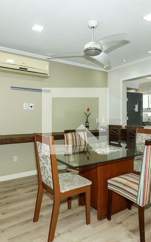 Casa de condomínio à venda com 247m², 3 quartos e 3 vagasSala de Jantar
