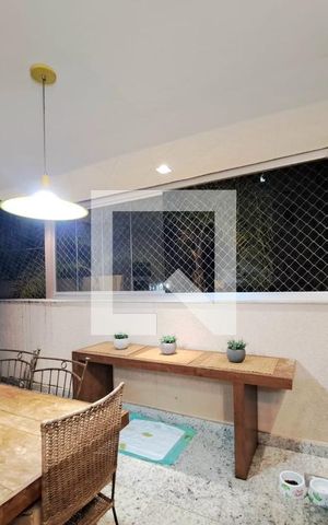 Apartamento à venda com 112m², 3 quartos e 2 vagas Apartamento à venda com 112m², 3 quartos e 2 vagasSala de Jantar