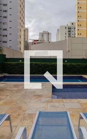 Apartamento à venda com 71m², 2 quartos e 2 vagas Apartamento à venda com 71m², 2 quartos e 2 vagasÁrea comum - Piscina