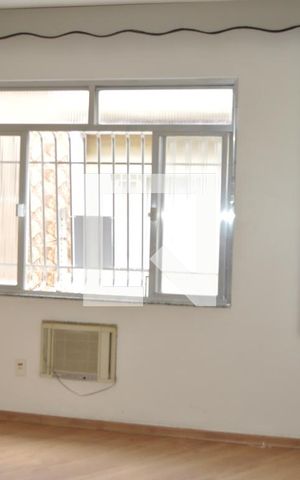 Casa de condomínio à venda com 130m², 3 quartos e 1 vagaSala