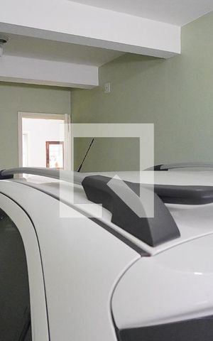 Casa à venda com 234m², 4 quartos e 2 vagasGaragem