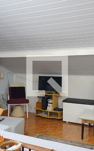 Casa à venda com 234m², 4 quartos e 2 vagasSótão