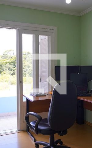 Casa à venda com 234m², 4 quartos e 2 vagasQuarto 2