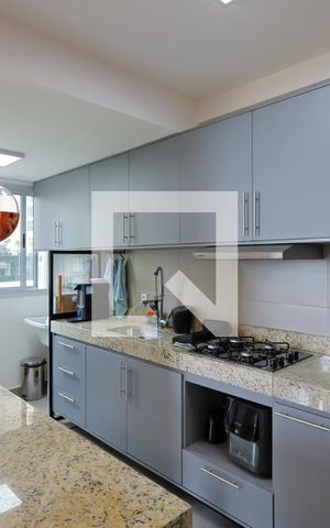 Studio à venda com 68m², 1 quarto e 2 vagas Studio à venda com 68m², 1 quarto e 2 vagasCozinha