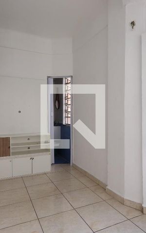 Apartamento à venda com 35m², 1 quarto e sem vagaSala