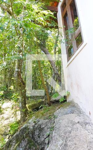 Casa para alugar com 300m², 4 quartos e 5 vagasJardim de inverno