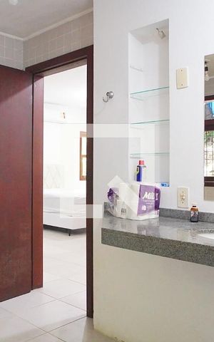 Casa para alugar com 300m², 4 quartos e 5 vagasBanheiro suite