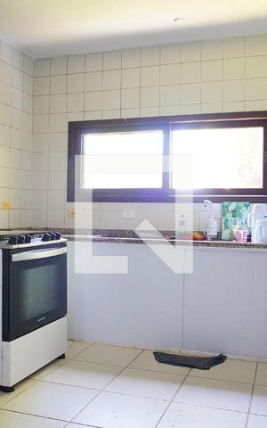 Casa para alugar com 300m², 4 quartos e 5 vagasCozinha