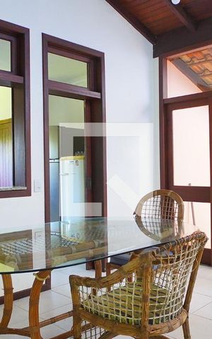Casa para alugar com 300m², 4 quartos e 5 vagasSala