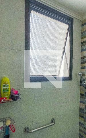 Apartamento para alugar com 238m², 3 quartos e 3 vagas Apartamento para alugar com 238m², 3 quartos e 3 vagasBanheiro da Suíte