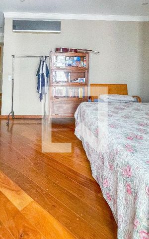 Apartamento para alugar com 238m², 3 quartos e 3 vagas Apartamento para alugar com 238m², 3 quartos e 3 vagasSuíte master