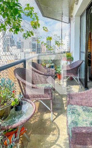 Apartamento para alugar com 238m², 3 quartos e 3 vagas Apartamento para alugar com 238m², 3 quartos e 3 vagasVaranda