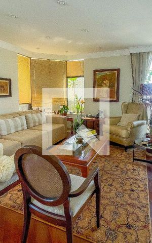 Apartamento para alugar com 238m², 3 quartos e 3 vagas Apartamento para alugar com 238m², 3 quartos e 3 vagasSala
