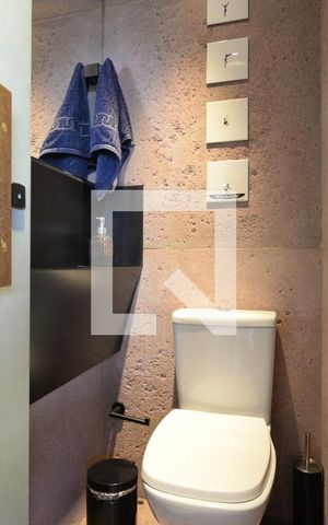 Apartamento à venda com 160m², 2 quartos e 3 vagasLavabo 2
