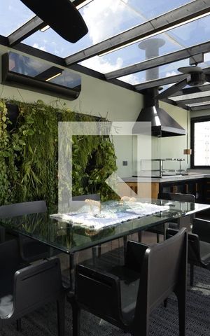 Apartamento à venda com 160m², 2 quartos e 3 vagasCobertura