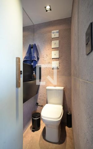 Apartamento à venda com 160m², 2 quartos e 3 vagasLavabo 2