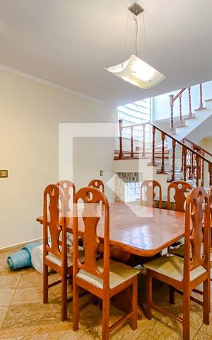 Casa à venda com 365m², 4 quartos e 4 vagasSala de Jantar