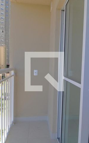 Apartamento para alugar com 34m², 2 quartos e sem vagaSacada