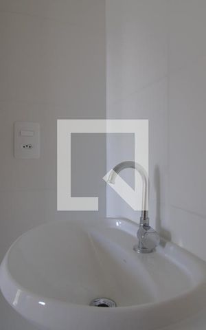 Apartamento para alugar com 34m², 2 quartos e sem vagaBanheiro / pia